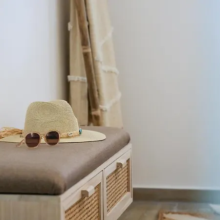 Amazing Sea View W/ 2 Bdr Ideal 4 Families W/ Wifi Apartament