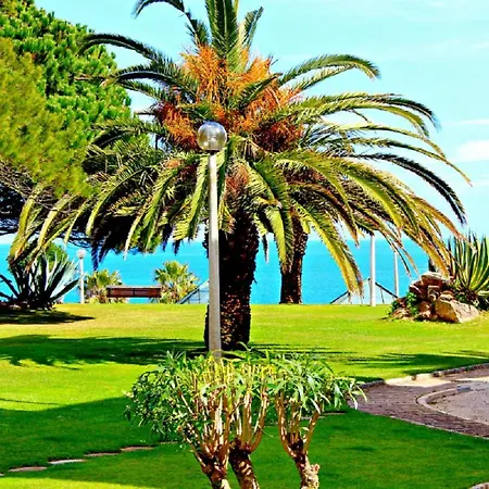 Amazing Sea View W/ 2 Bdr Ideal 4 Families W/ Wifi *