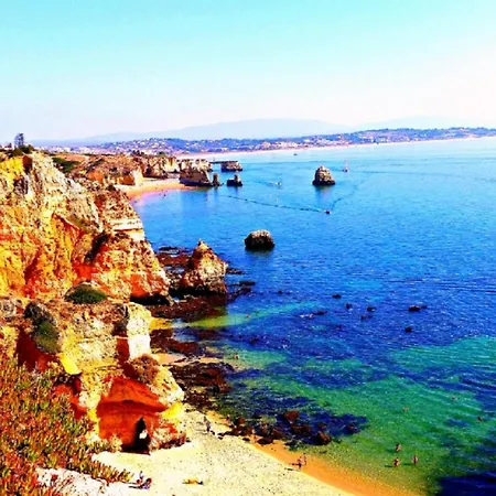 Amazing Sea View W/ 2 Bdr Ideal 4 Families W/ Wifi