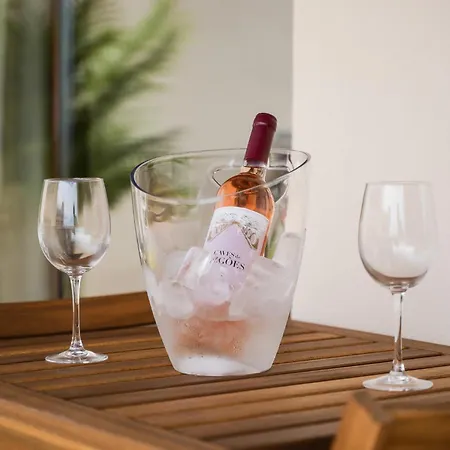 Amazing Sea View W/ 2 Bdr Ideal 4 Families W/ Wifi 아파트