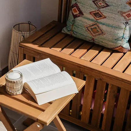 Amazing Sea View W/ 2 Bdr Ideal 4 Families W/ Wifi *