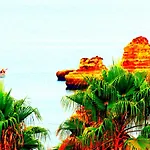 Amazing Sea View W/ 2 Bdr Ideal 4 Families W/ Wifi