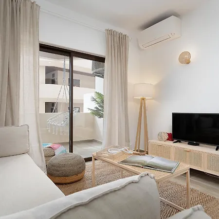 Apartment Amazing Sea View W/ 2 Bdr Ideal 4 Families W/ Wifi Lagos